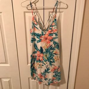 Super cute Ripcurl dress